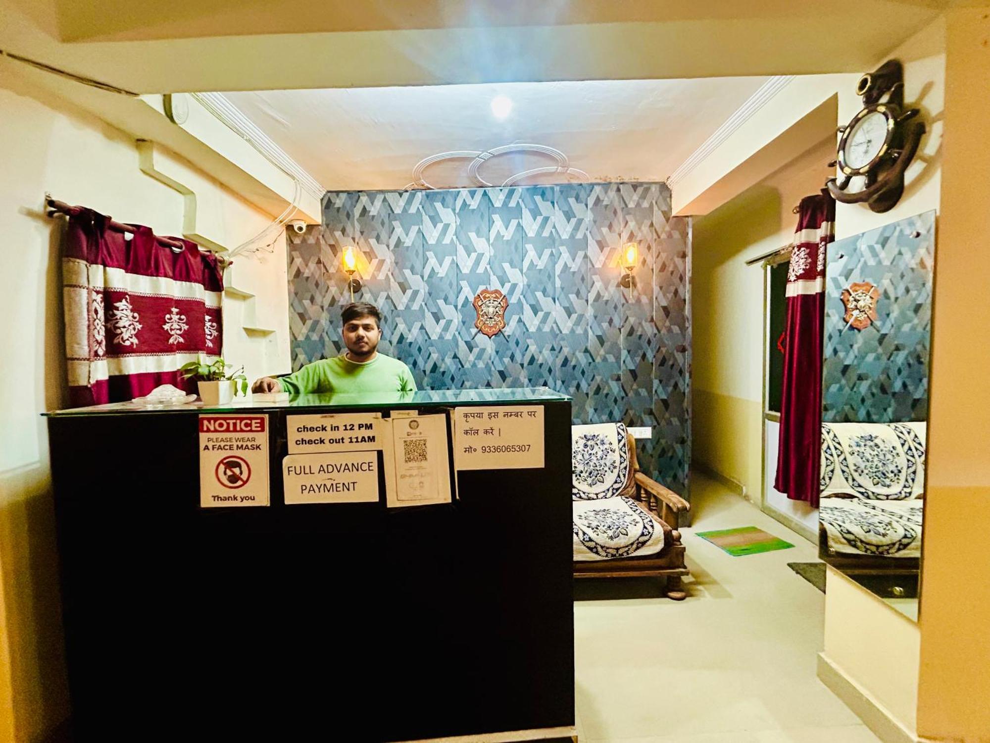 Sainik Guest House 500Mtr From Medanta Hospital Lucknow Exterior foto