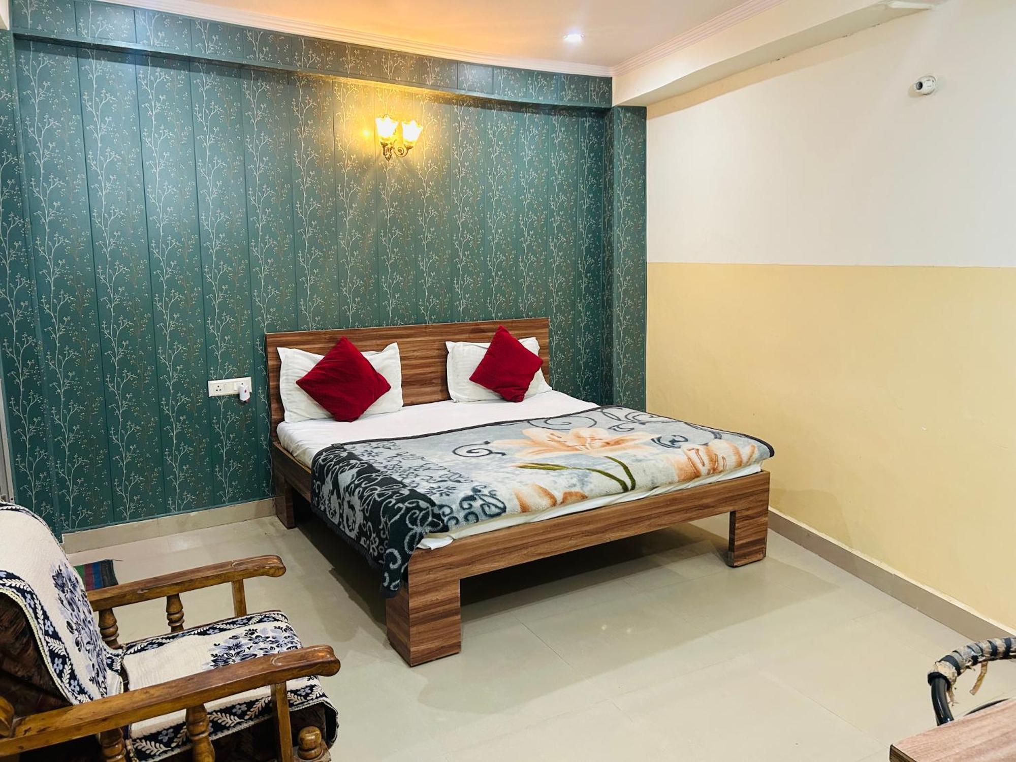 Sainik Guest House 500Mtr From Medanta Hospital Lucknow Exterior foto